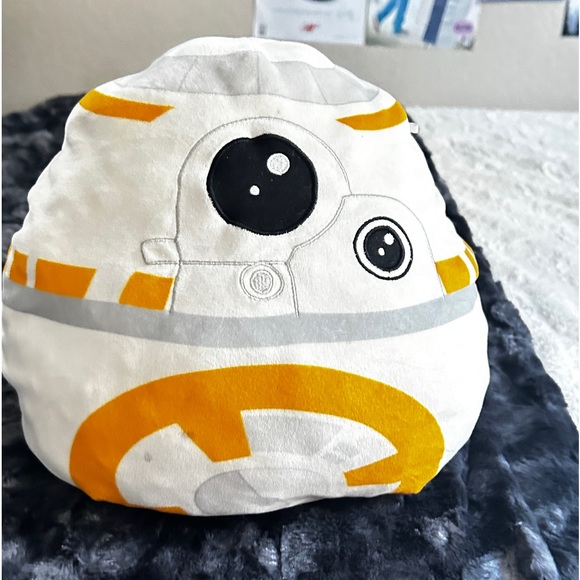 BB-8 Squishmallow (SMALL) - Picture 2 of 3
